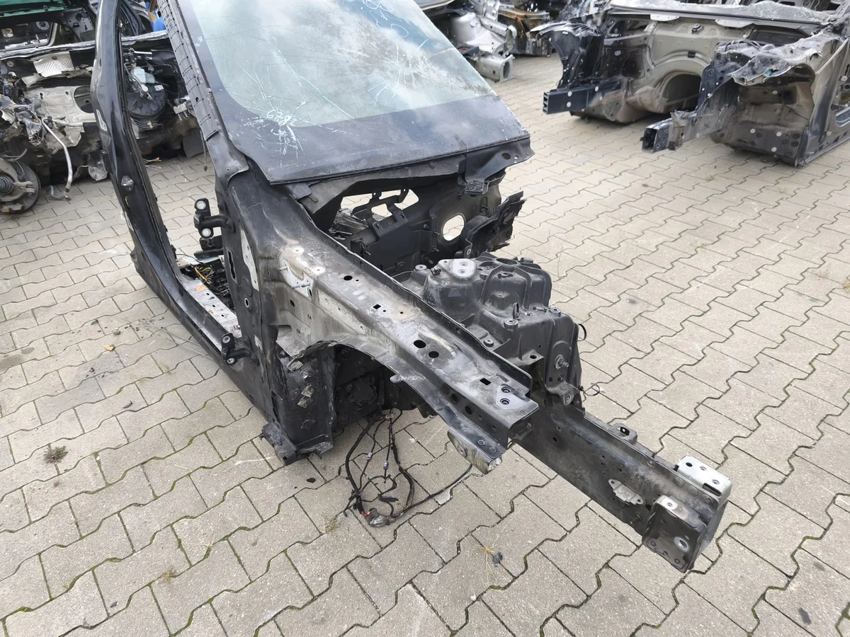 Range Rover Velar L560 Quarto Anteriore Destro image 5