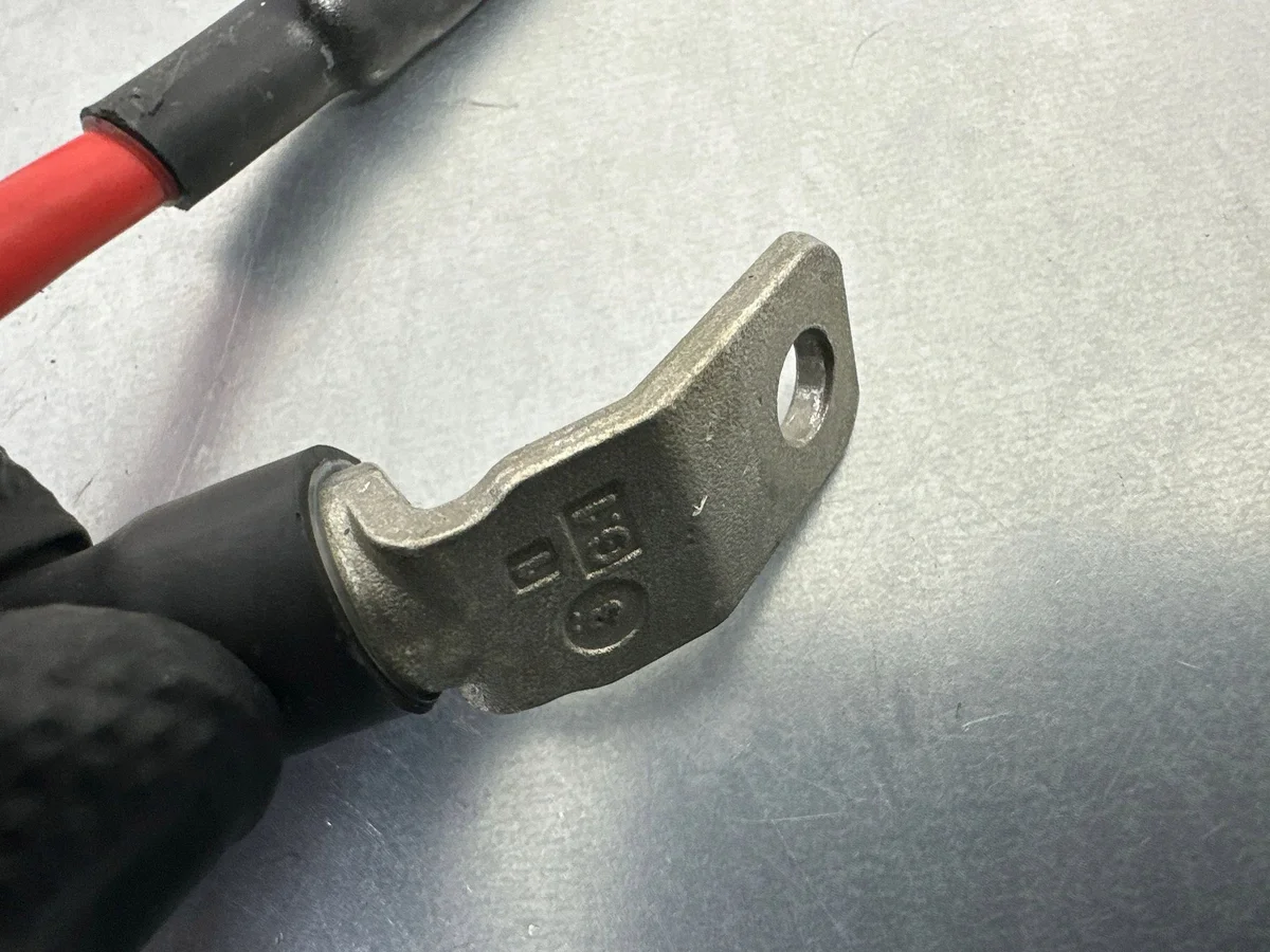 Klema plusowa 4M0971225 VW Touareg III image 8