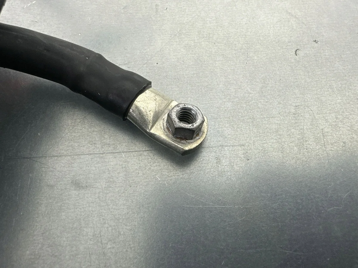 Klema plusowa 4M0971225 VW Touareg III image 9