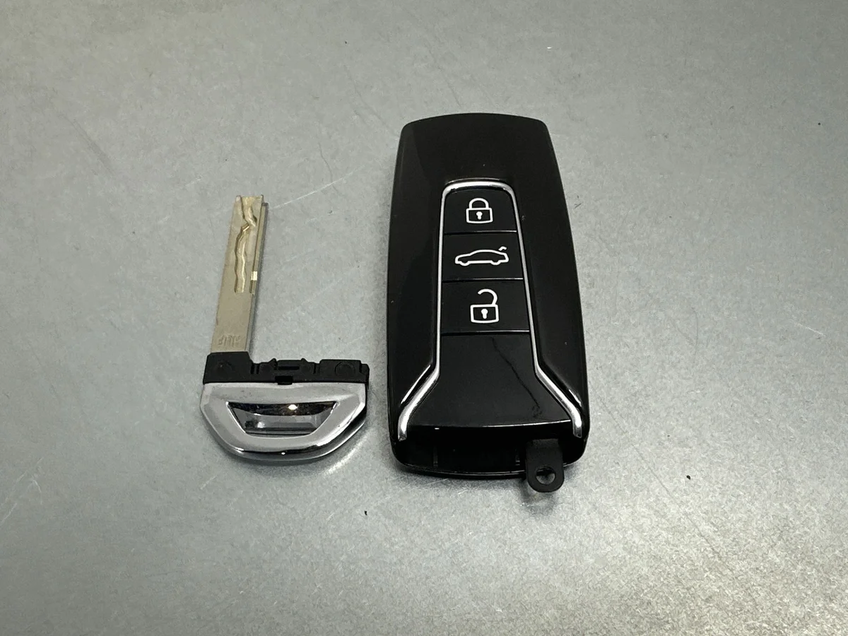 Sleutel/Kaart VW Touareg III 3F0959754H Gebruikt