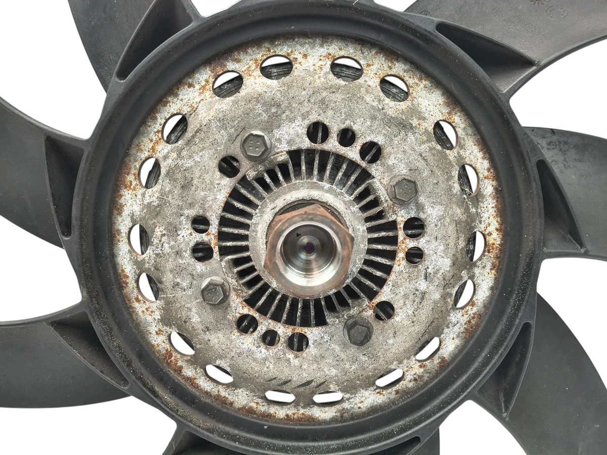 Viskolla tuuletin Range Rover L322 V8 image 6