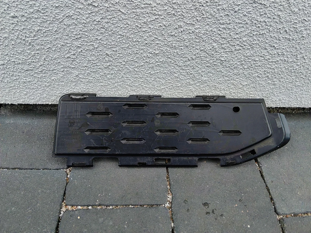 BMW 5 G30 G31 Stoßfänger Abdeckung Links Vorne image 3