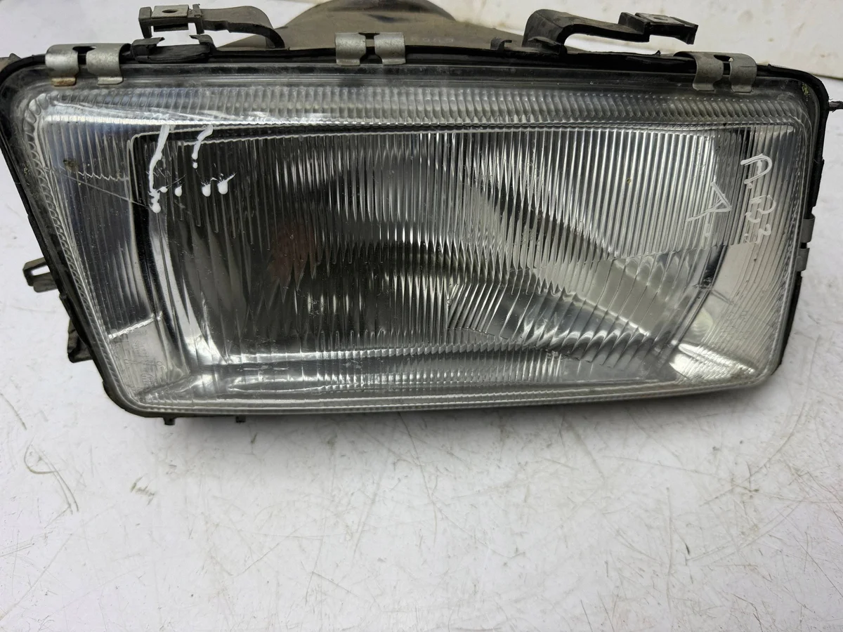 Farol Direito Audi 80 90 B3 Usado KOR3754 image 3