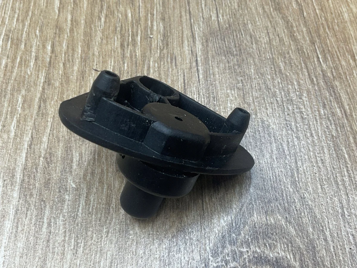 Butée de coffre Mercedes SL R129 image 6