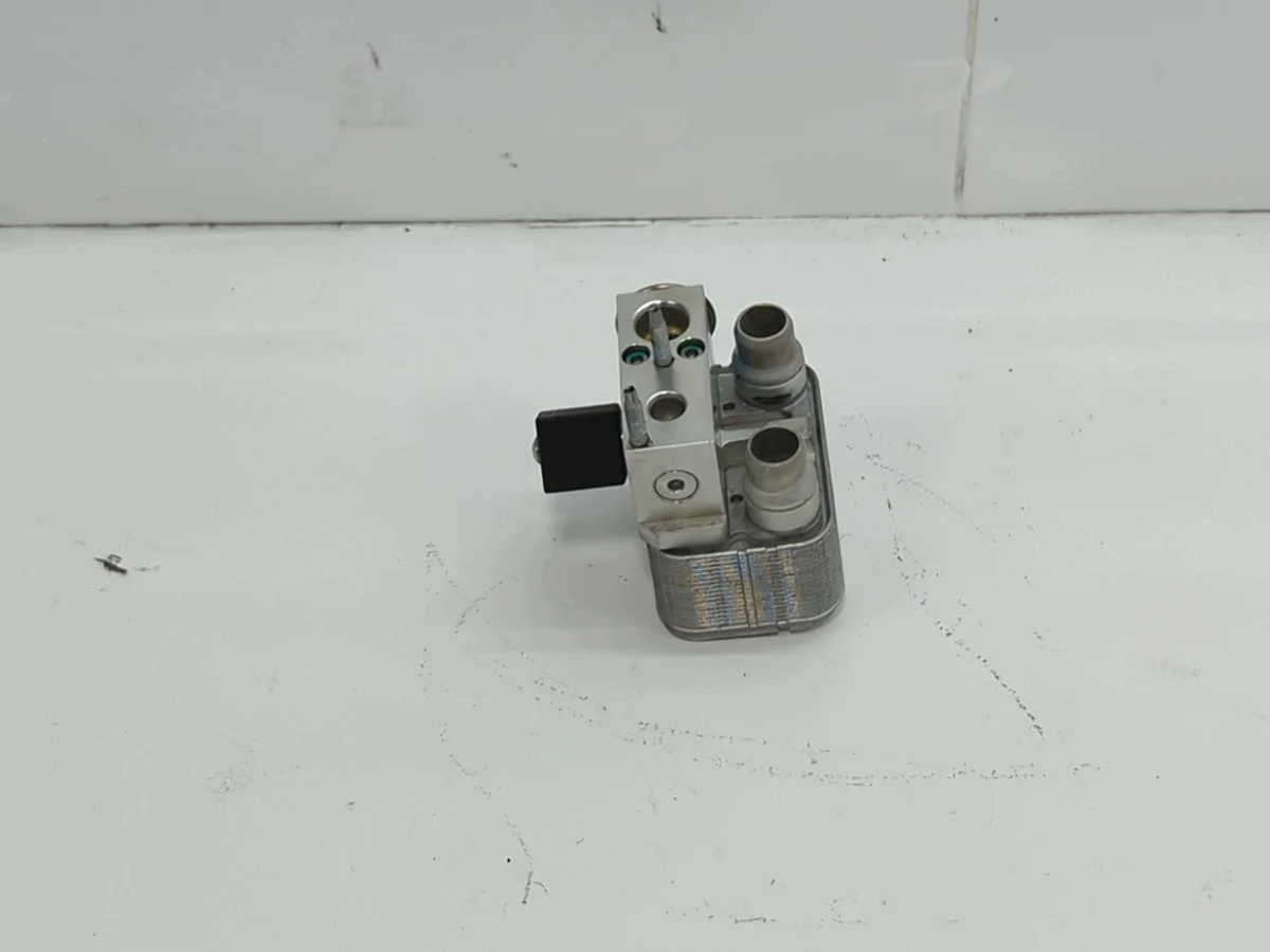 Radiador A/C Opel Astra L (2021-2026) 9831600480