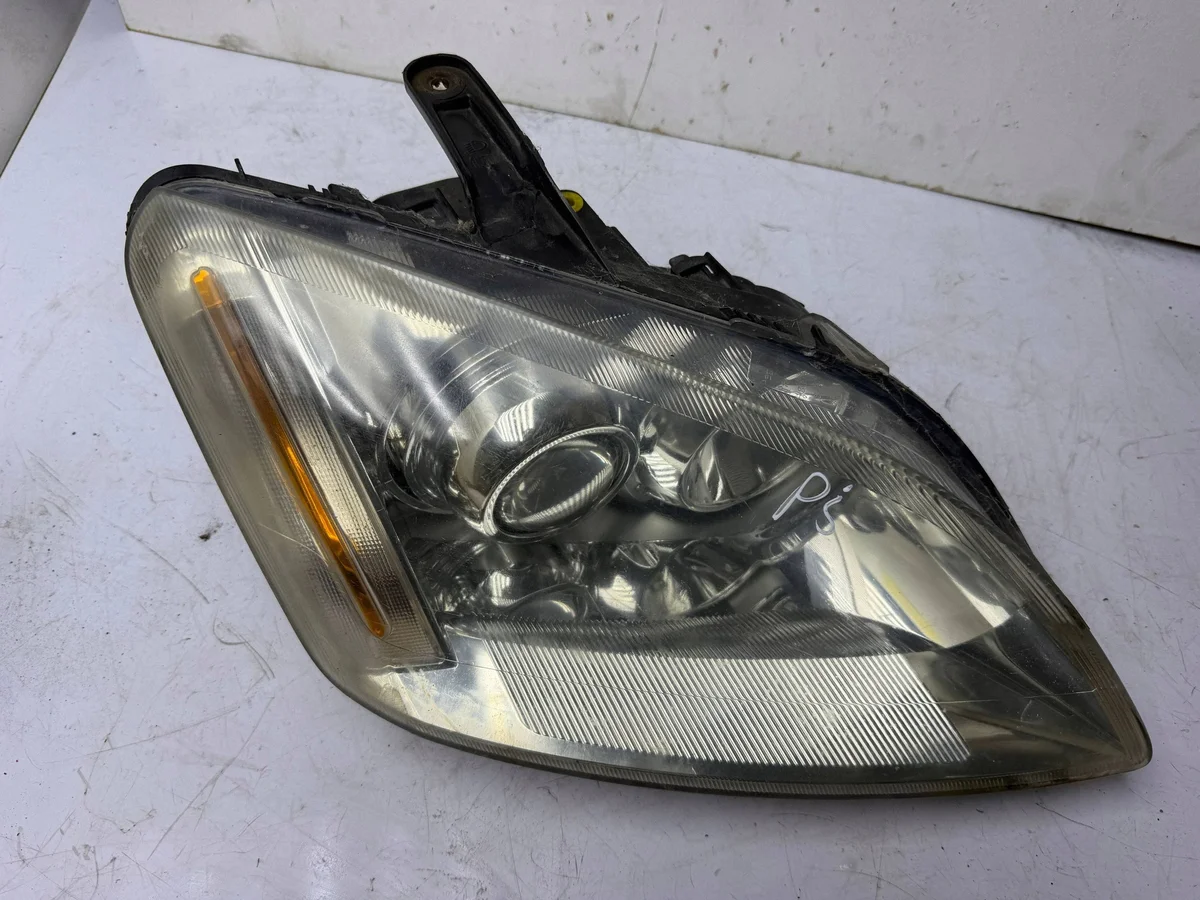 Scheinwerfer rechts Xenon Ford Focus C-MAX I KOR3757