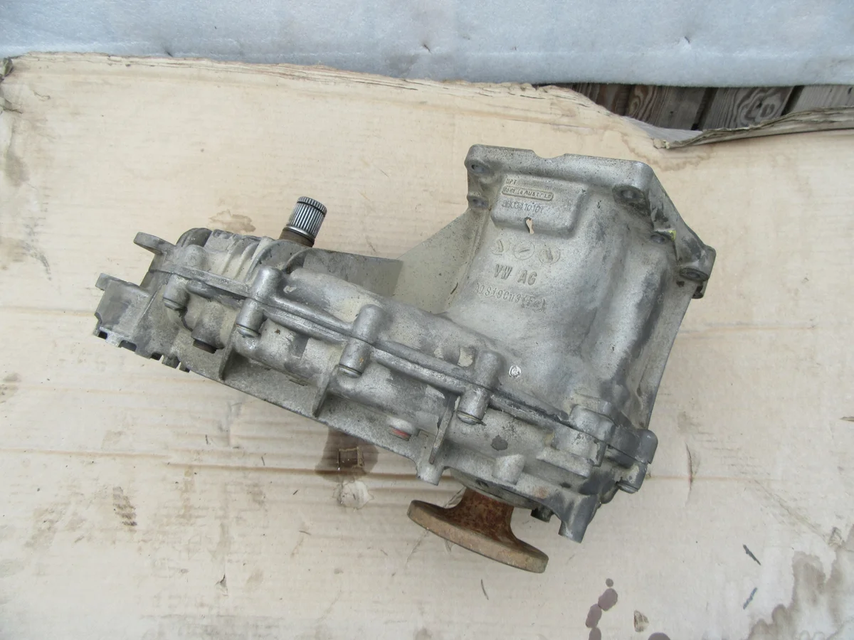 Caja de transferencia VW Amarok 2.0 BiTDI OBU341010T