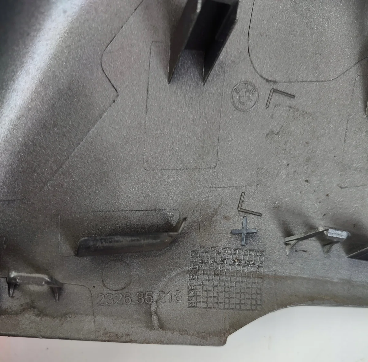 BMW X1 F45 X2 F39 Spiegelkappe Rechts image 4