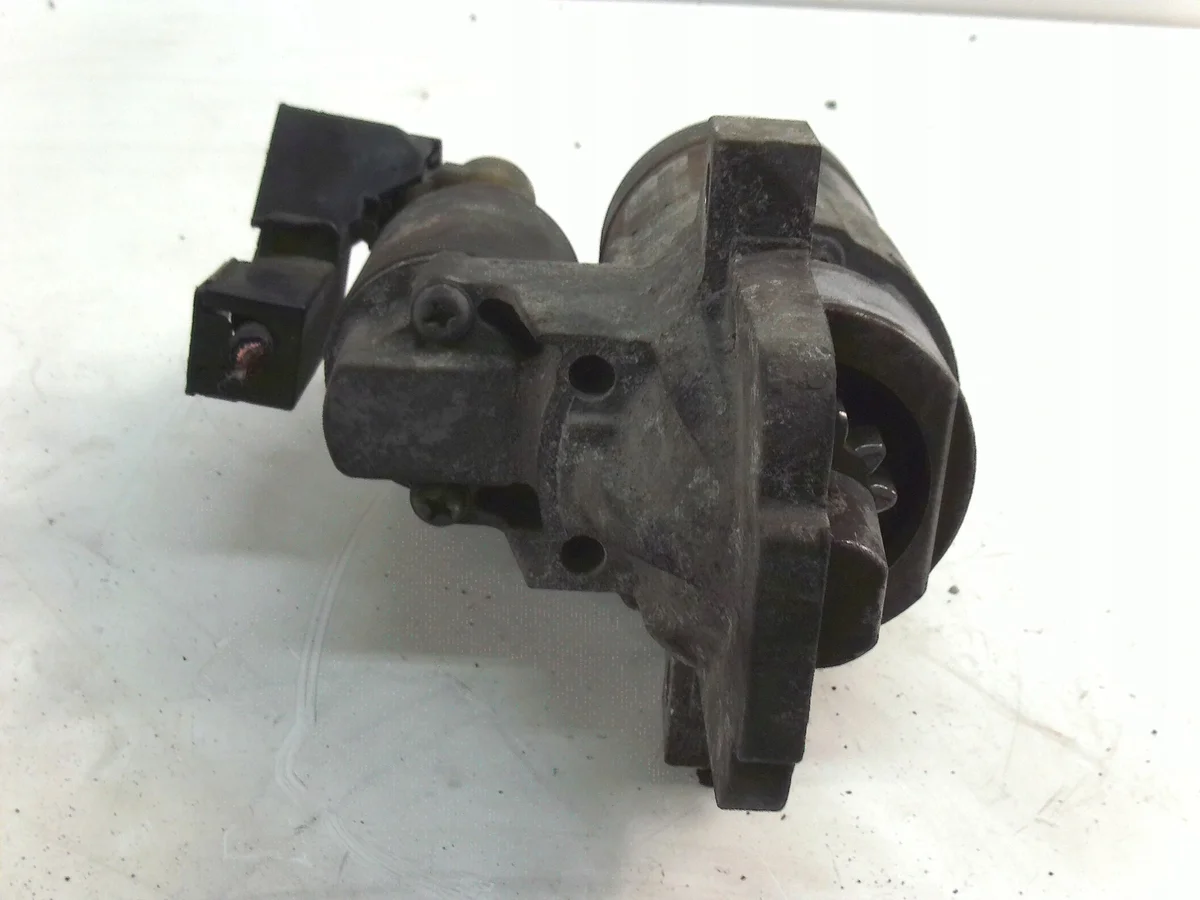 Mazda 3 I BK Anlasser M000T90981 image 4
