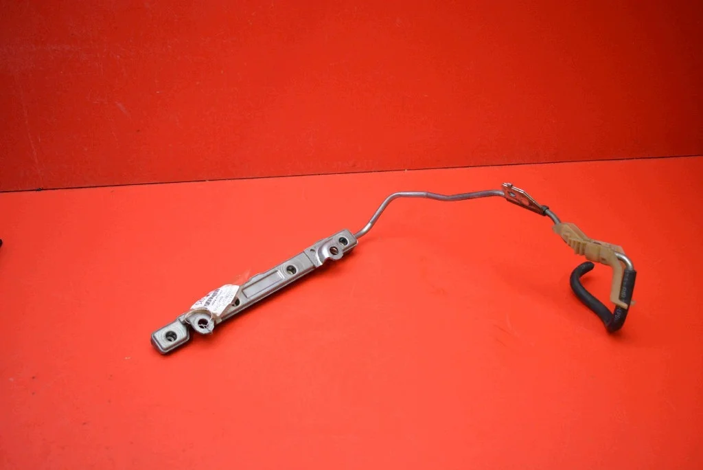 LISTWA WTRYSKOWA TOYOTA COROLLA XII E21 1.8 HYBRID