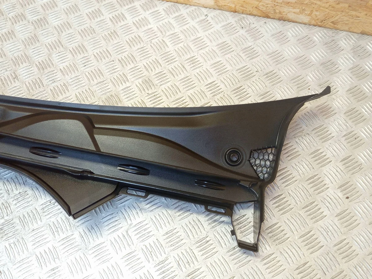 BMW 7427845 Windshield Cowl Panel Used image 6