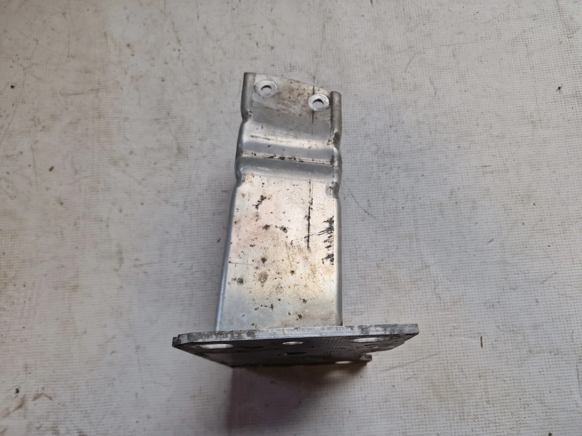 Audi A4 S4 B9 Voorste Buffer 8W0807134 image 4