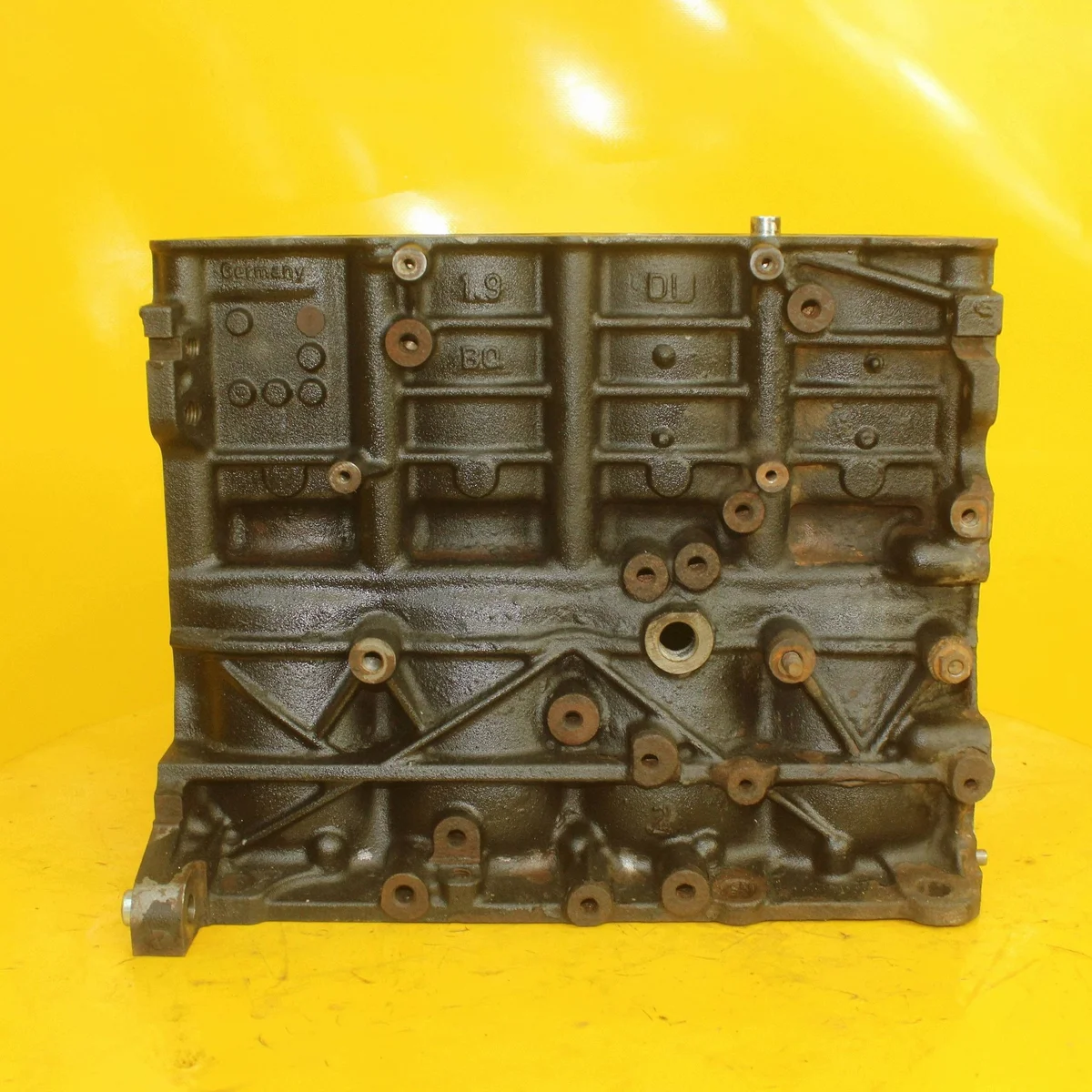 Bloque Motor 038021BQ VW Golf V 1.9 TDI image 9