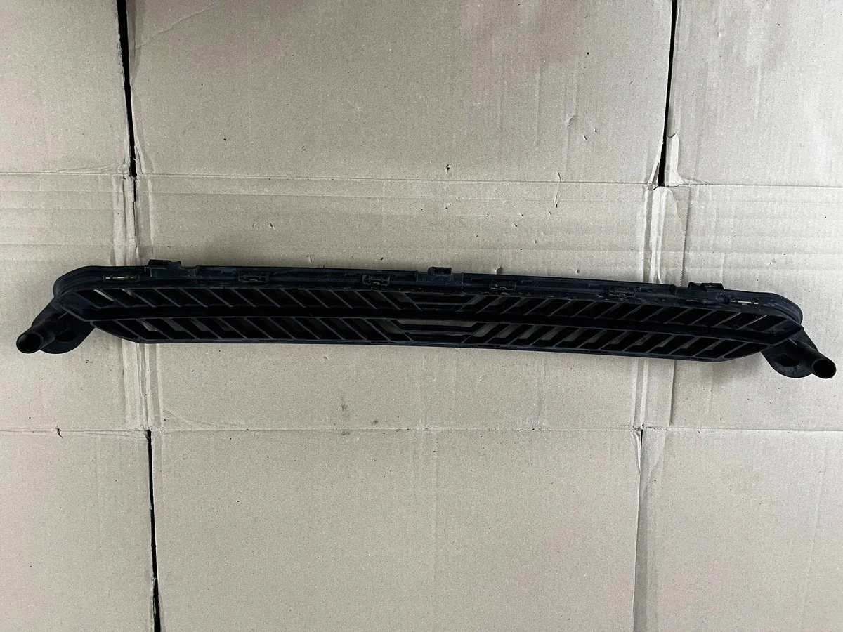 Griglia paraurti anteriore Citroen C4 III 9834691980