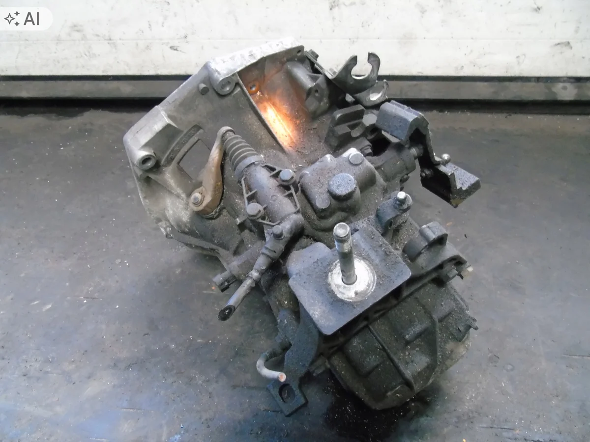 Vaihteisto Fiat Punto III 1.3 (55180809)