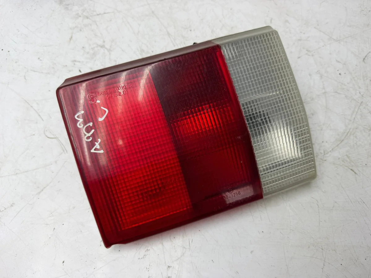 Rückleuchte links Audi 80 B3 KOR3763 image 3