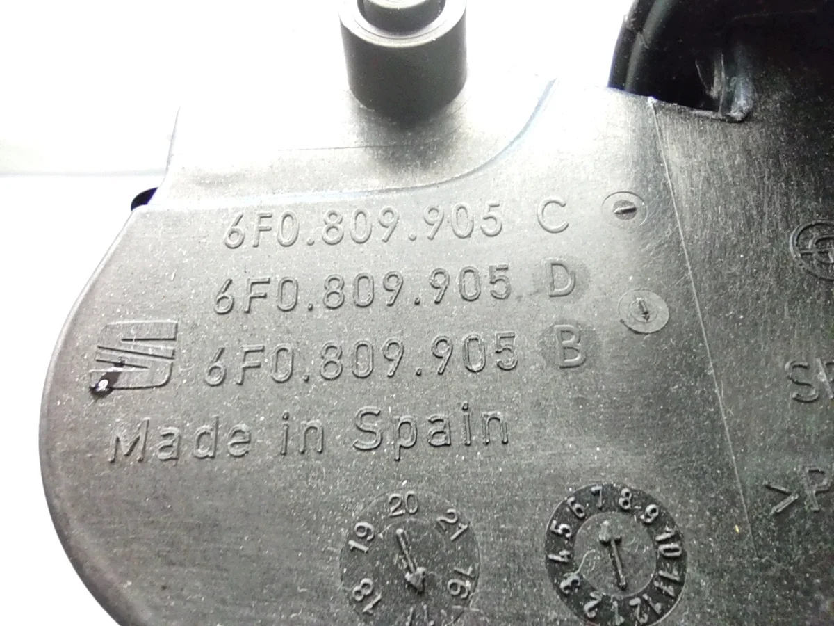 Polttoaineluukun kansi SEAT Ibiza 6F harmaa image 7