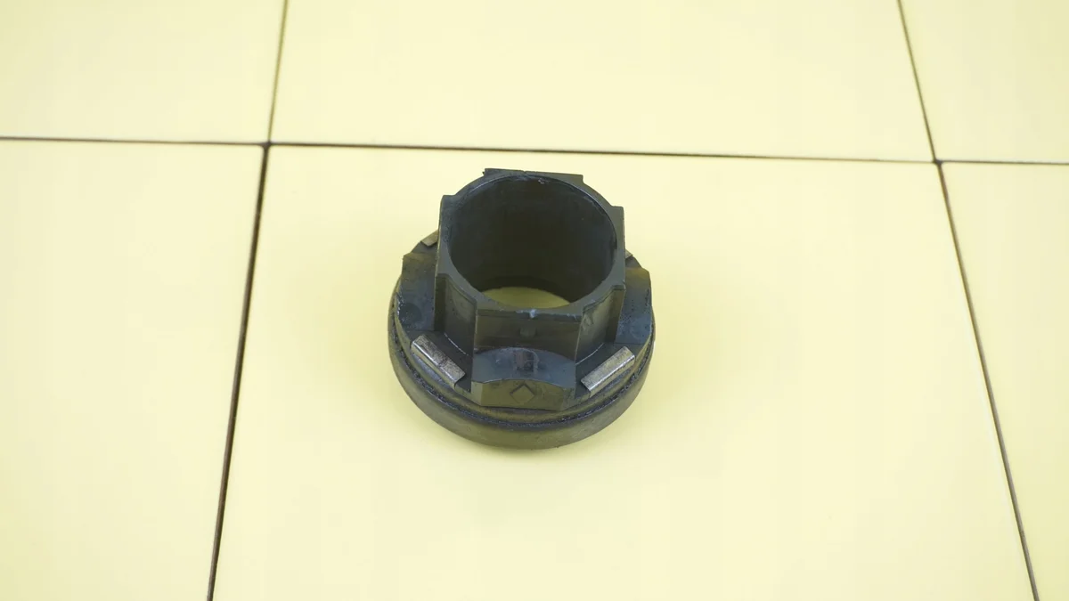 BMW F45 F20 F30 F10 2.0 D Lager F-569376 image 3