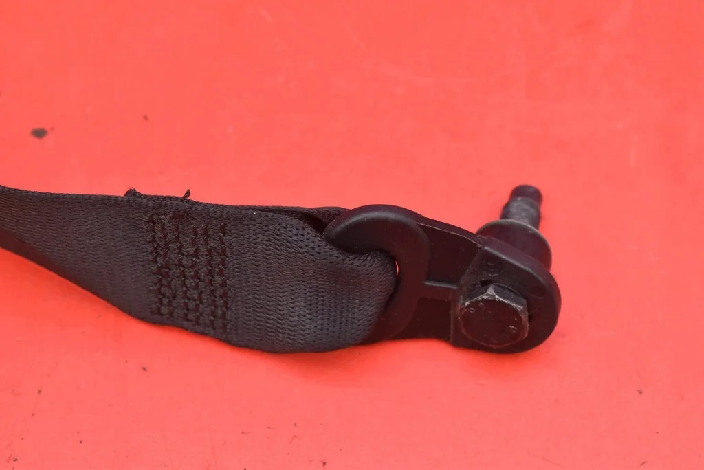 Gurtstraffer Mercedes A-Klasse W169 links vorne image 3