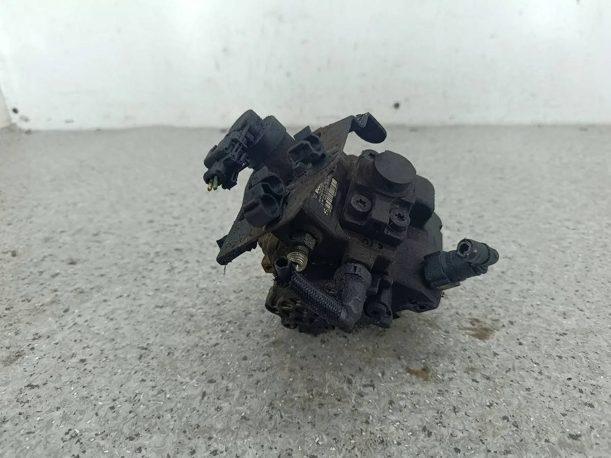 Brandstofpomp Citroen C4 I 1.6 HDI image 5