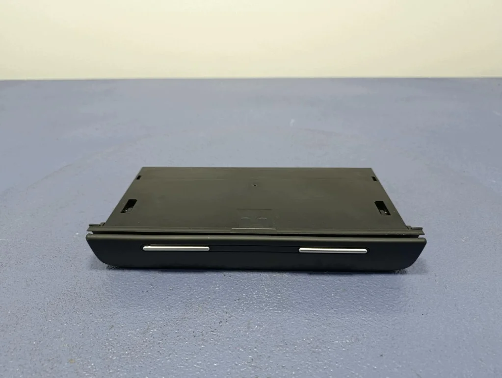 Seat Exeo 09- Porta-luvas Painel 8H0857058F