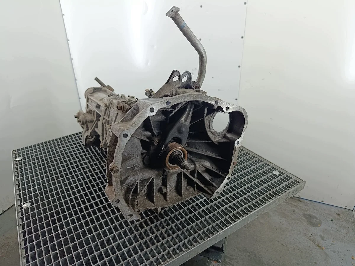 Getriebe Subaru Legacy IV 2.0 16V TY757XRBAB