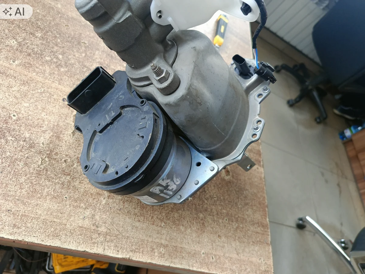 SERVO TOYOTA 47210-02070 Käytetty