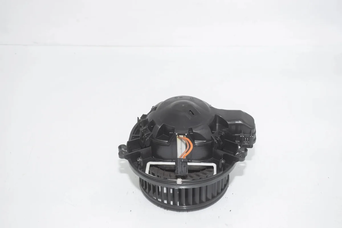 BMW F20 F21 F30 F31 Gebraucht Gebläse 9350395 image 3