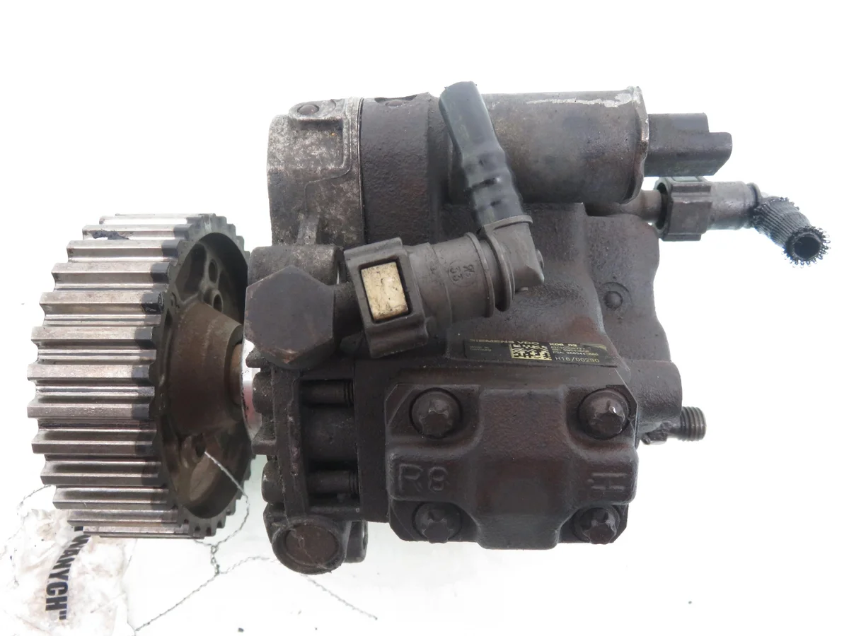 Polttoainepumppu Ford Fiesta Mk5 1.4 TDCi