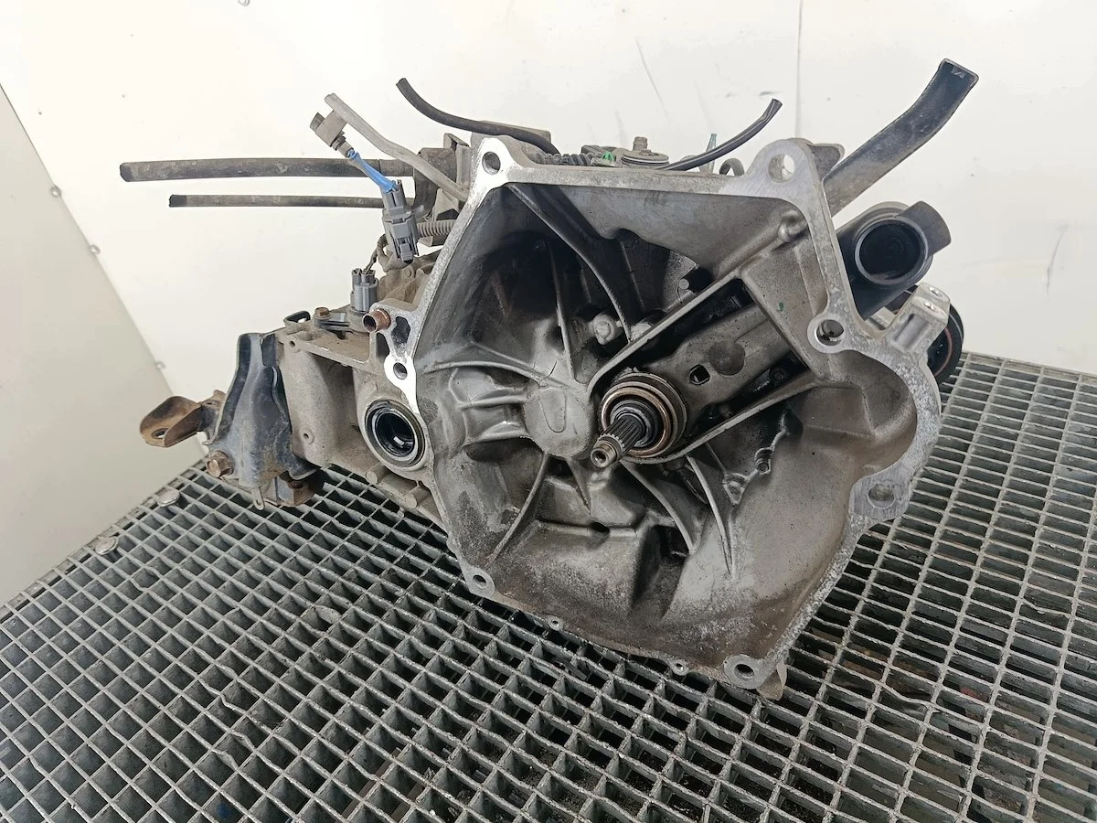Boîte de vitesses manuelle Honda City V 1.4 i image 4