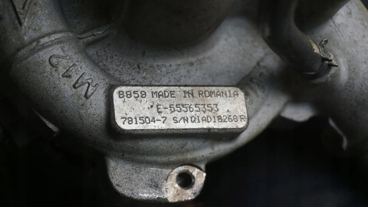 Opel Astra J Meriva 1.4 Turbo Turbolader image 7