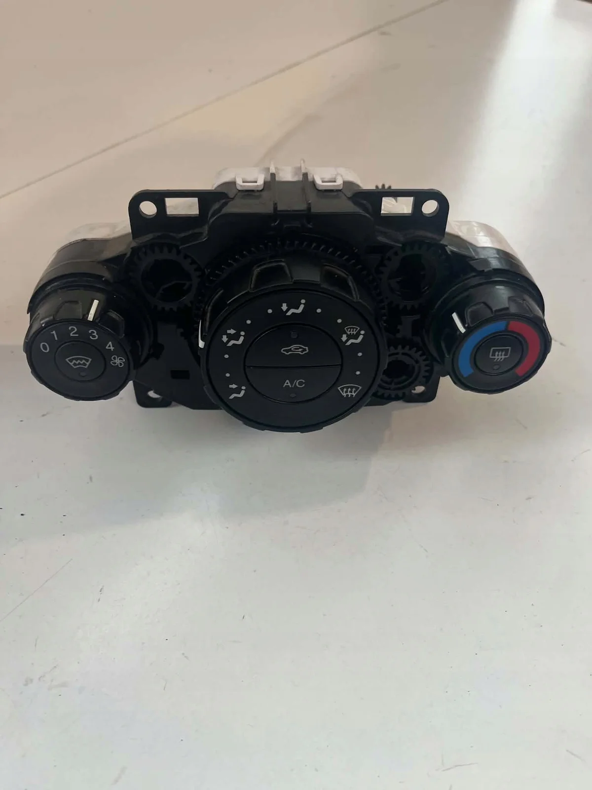 Bedienfeld Klima Ford Fiesta MK7 (08-17)
