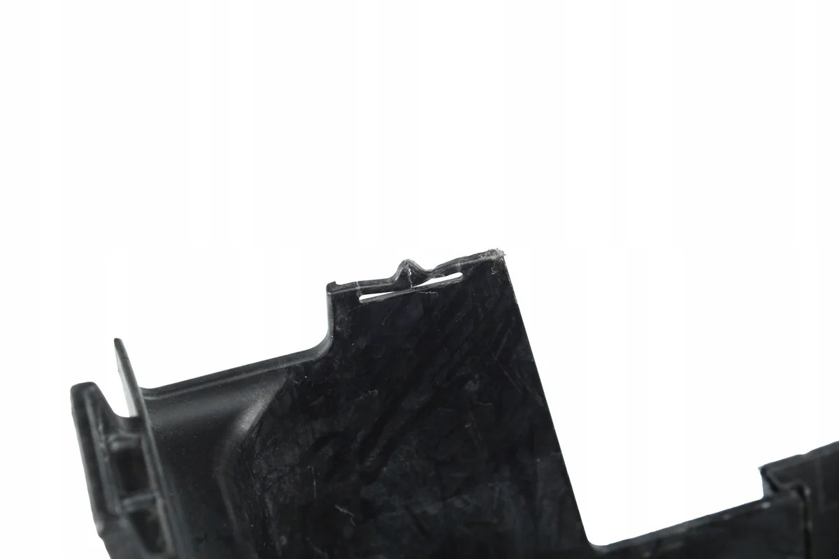 Base da Bateria VW Tiguan 5N 2.0 TDI Usada image 9