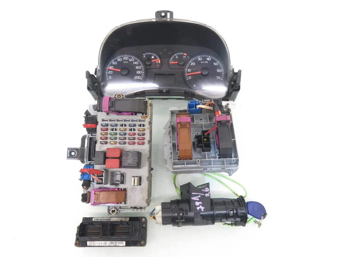 Steuergerät Fiat Punto II 1.2 IAW5AFP3