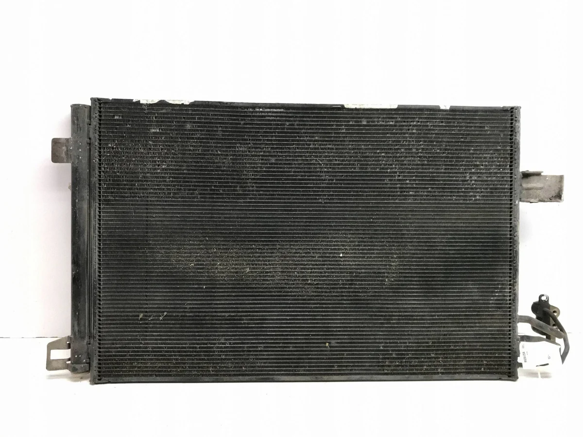 Condenseur clim VW T5 T6 Touareg 7E0820411B image 6
