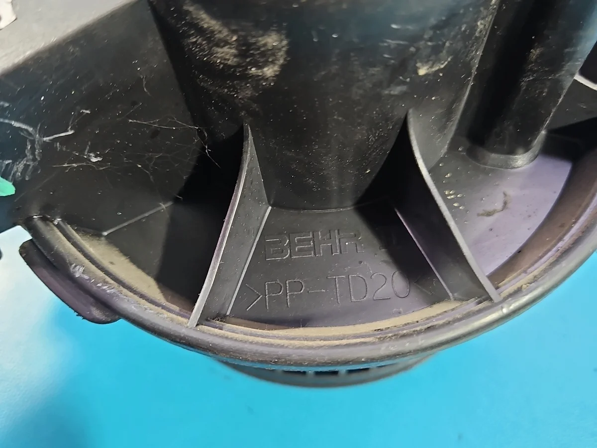 Fläkt Peugeot 307 IMPRK1614033 image 8