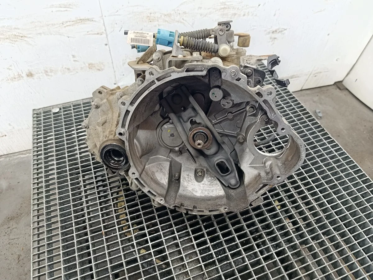 Boîte de vitesses manuelle Mitsubishi Colt VI F5MGA