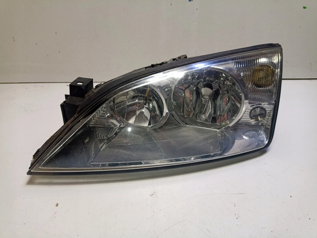 Ford Mondeo MK3 Scheinwerfer Links Gebraucht