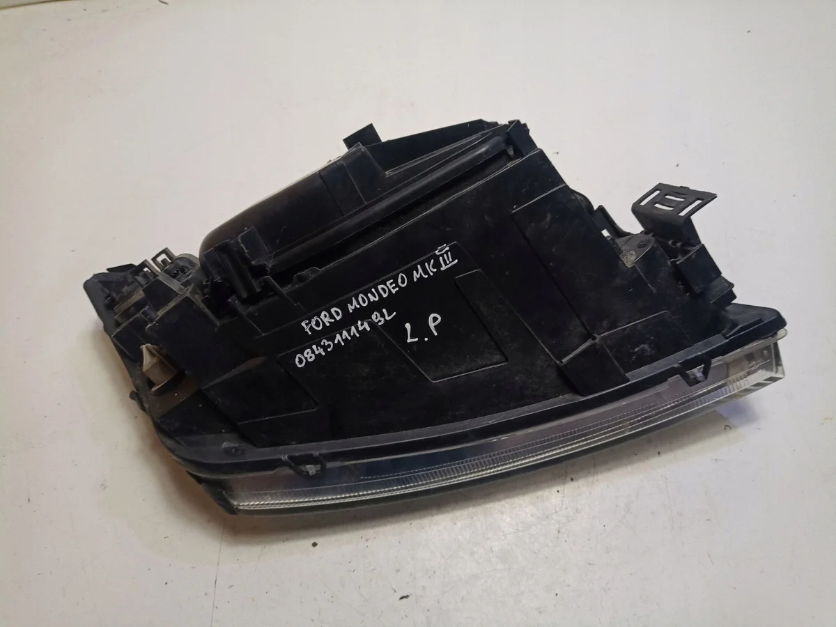 Ford Mondeo MK3 Scheinwerfer Links Gebraucht image 6