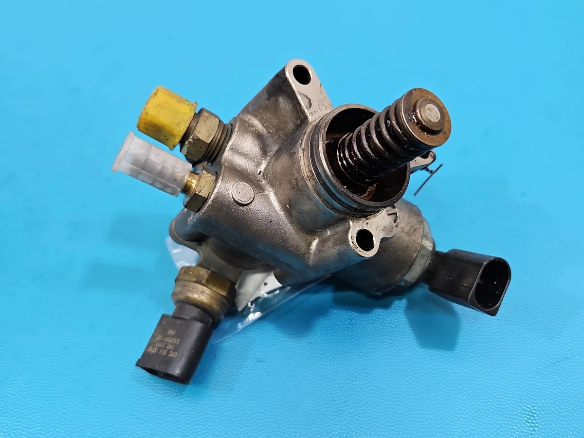 Kraftstoffpumpe Seat Altea 2.0 TFSI gebraucht image 3