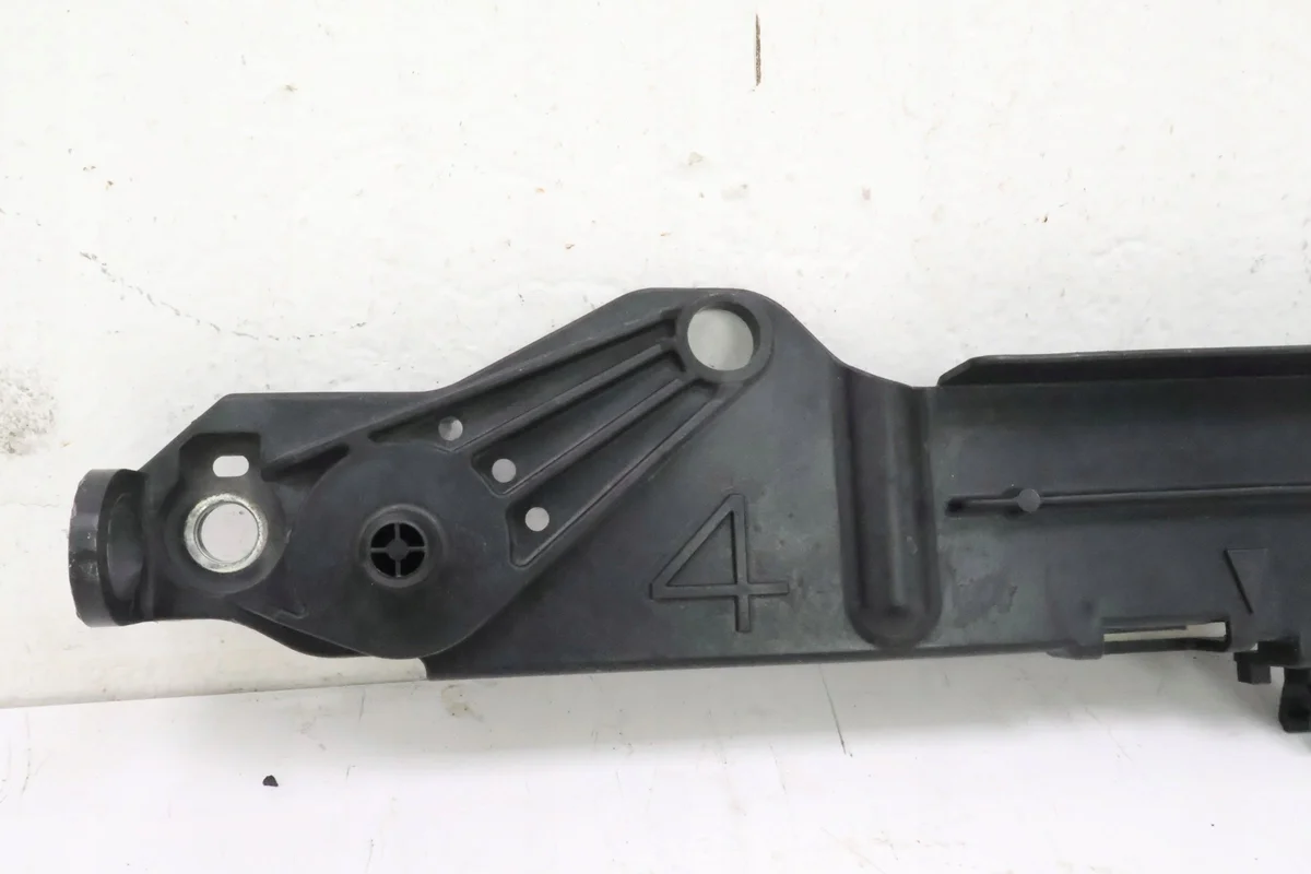 TOYOTA RAV4 IV Support radiateur supérieur image 3
