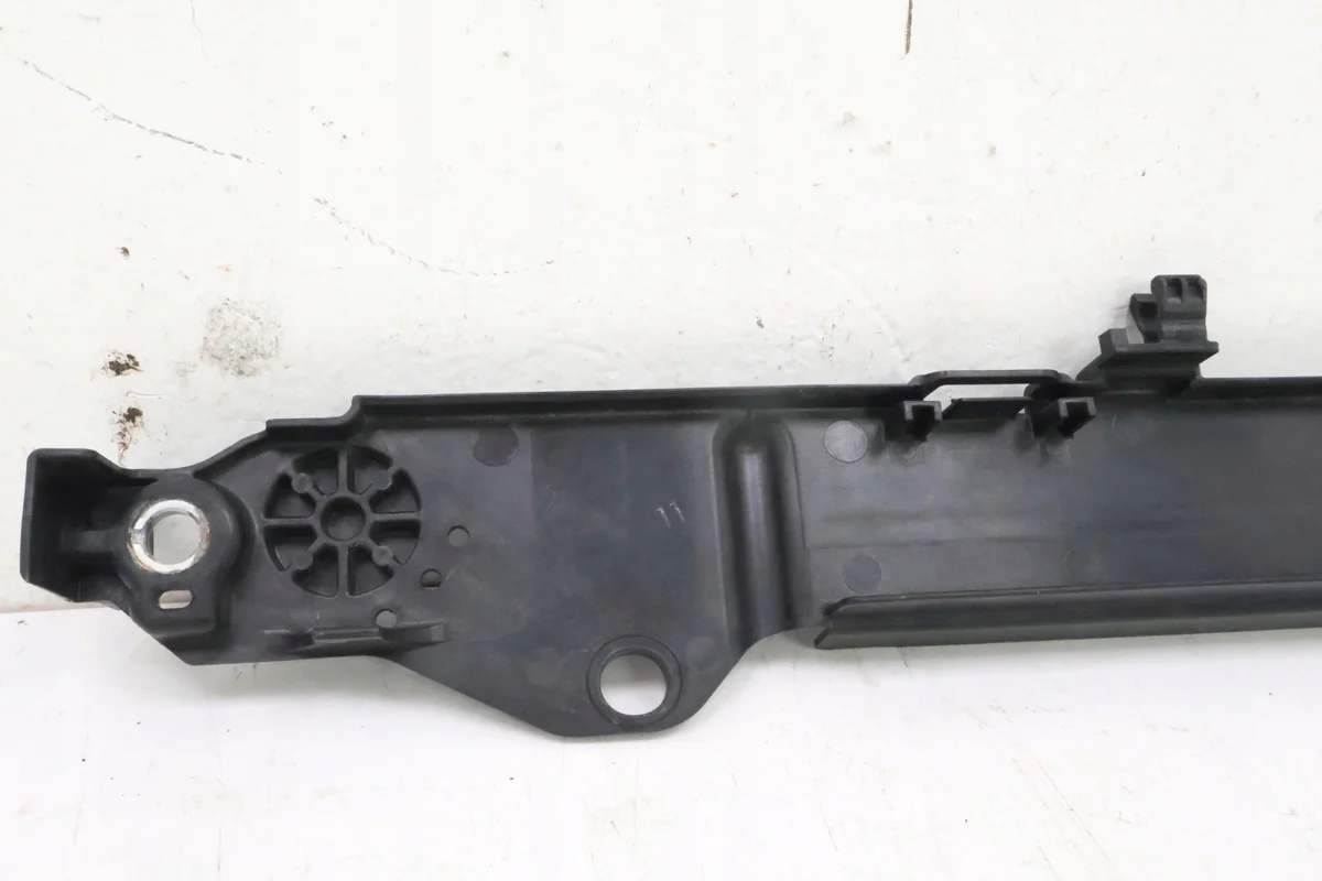 TOYOTA RAV4 IV Support radiateur supérieur image 6