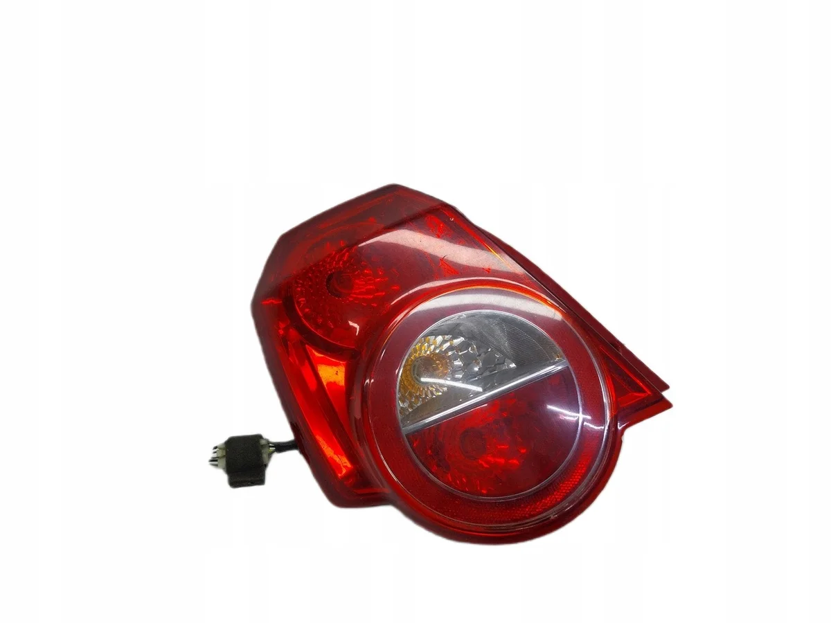 Lanterna Traseira Esquerda Chevrolet Aveo T250