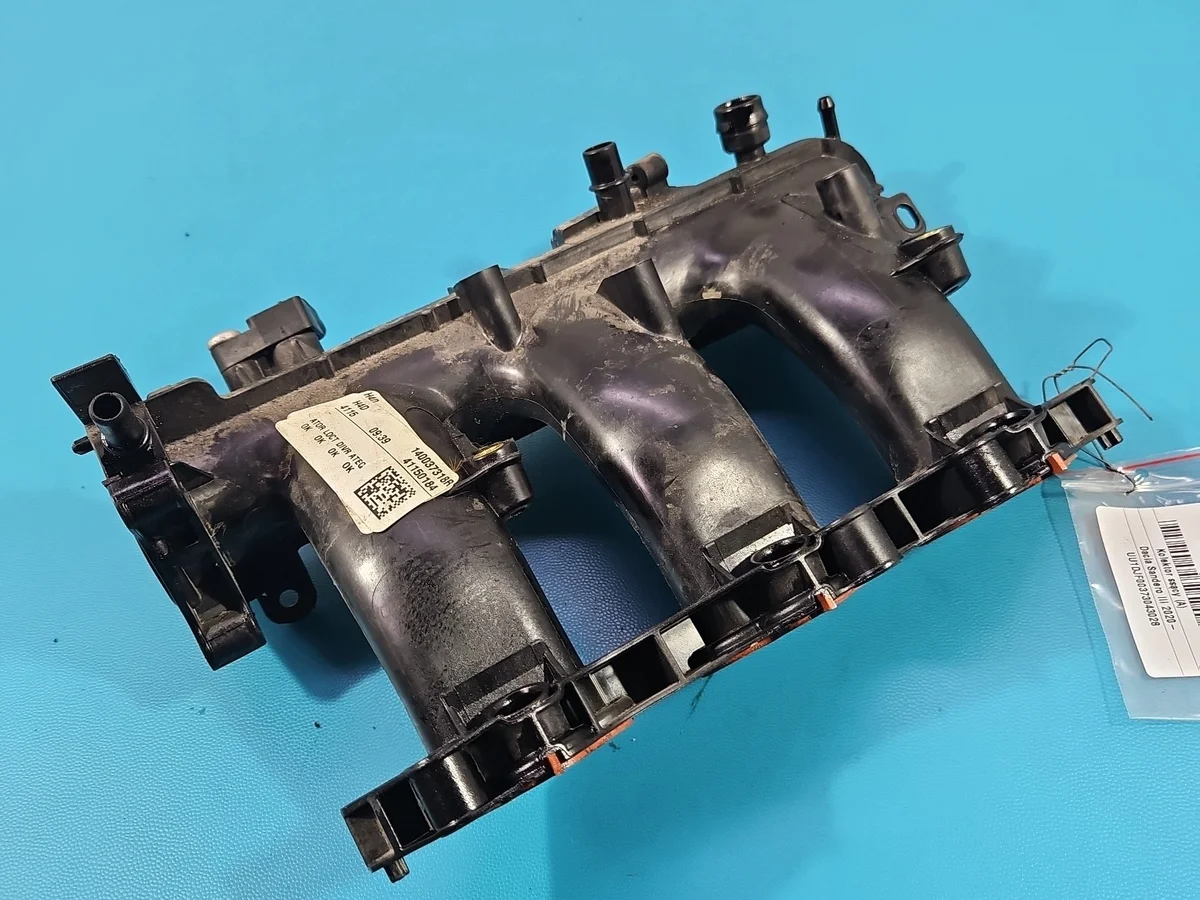 Intake Manifold Dacia Sandero III 1.0 SCE Used