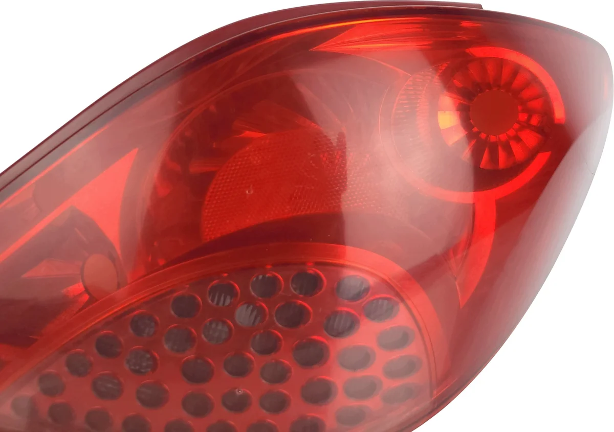 PEUGEOT 207 HATCHBACK LAMPE ARRIÈRE DROITE image 4