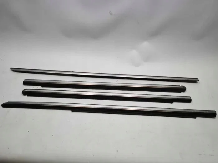 Moldura Cromada Mercedes S W220 Delantero Trasero