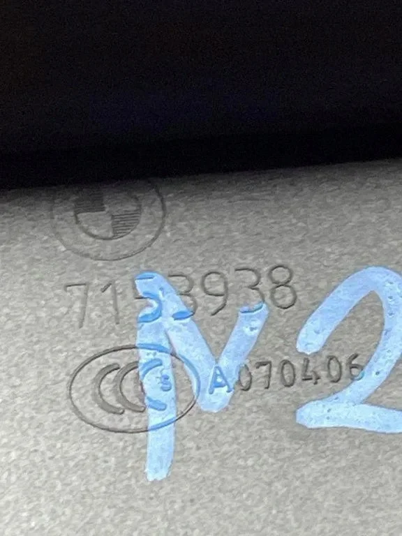 Prateleira BMW 5 GT (F07) Usada OEM 7153938 image 3