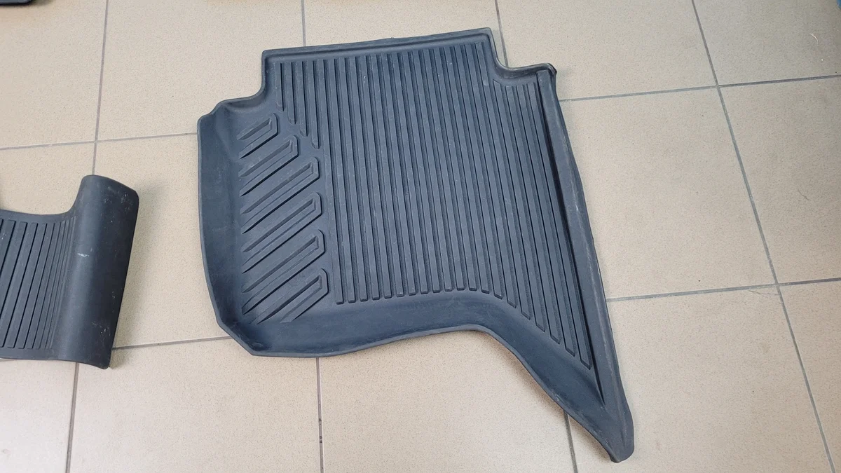 Alfombrillas Ford Ranger VI 23r Usadas image 4