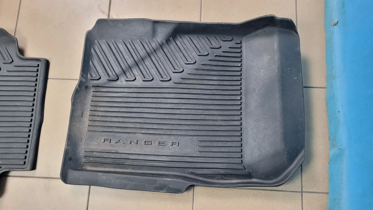 Alfombrillas Ford Ranger VI 23r Usadas image 5