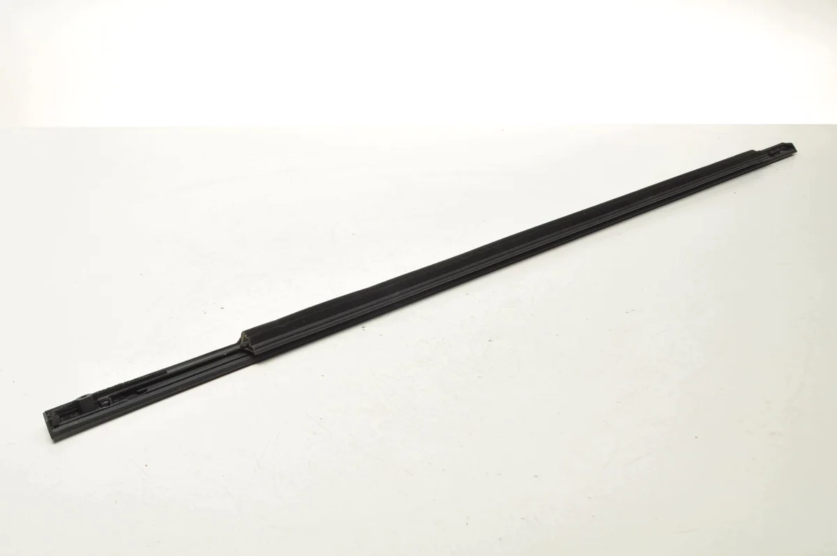 Dichtung Tür vorne links MG 3 III 11198379 image 10